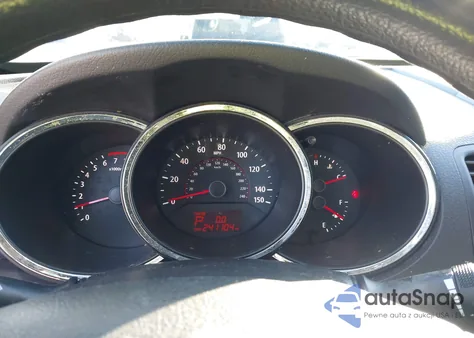 2011 Kia Sorento Lx z USA, uszkodzony, nr VIN 5XYKT3A18BG085594